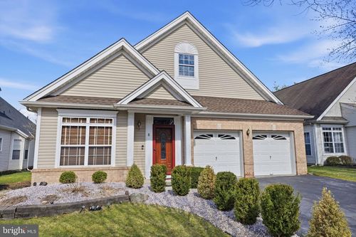 8 Cardinalflower Ln, West Windsor, NJ, 08550-2404 | Card Image