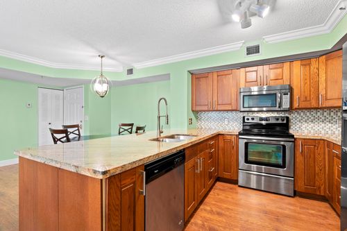 apt-207-140 Yacht Club Way, Hypoluxo, FL, 33462-6021 | Card Image