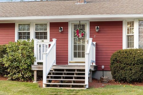 7 Prescott St, Rutland, MA, 01543-1720 | Card Image