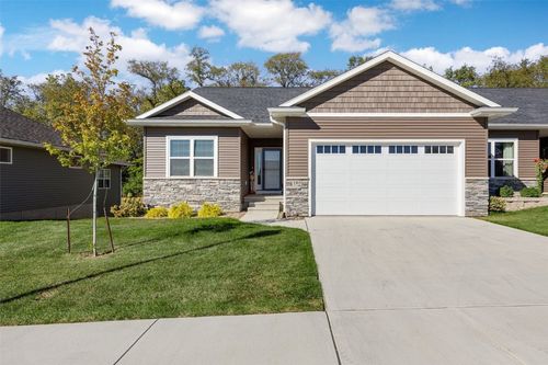 1313 3rd St Sw, Mount Vernon, IA, 52314-1659 | Card Image