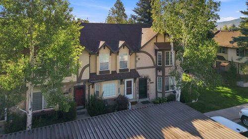 89 Hamlet Cir, Midway, UT, 84049-6768 | Card Image