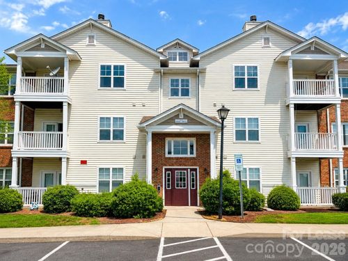 9813 Hyde Glen Ct, Charlotte, NC, 28262-2657 | Card Image
