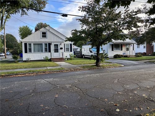 46 Farm St, Providence, RI, 02908-4036 | Card Image