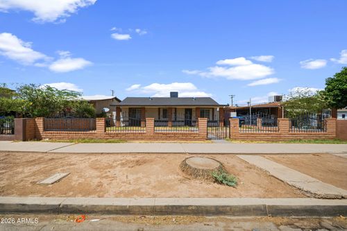 2006 W Monroe St, Phoenix, AZ, 85009-3808 | Card Image
