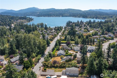 3661 Britton Road, Bellingham, WA, 98226 | Card Image