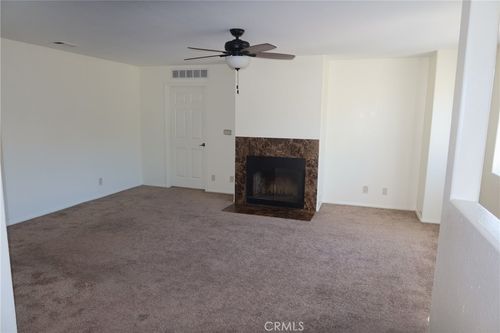 4-735 10th Pl, Long Beach, CA, 90802-5818 | Card Image