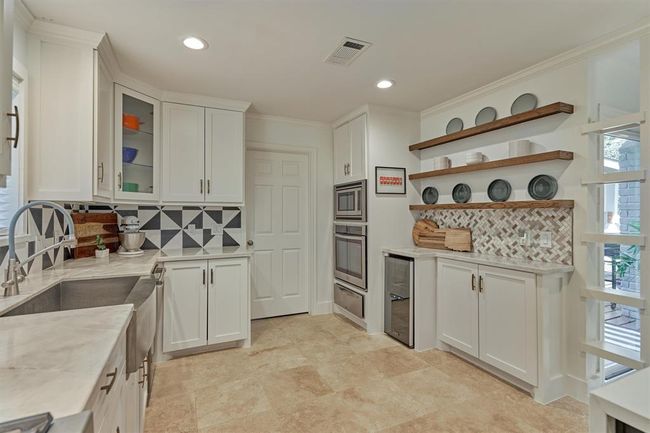 6102 Darby Way, House other with 5 bedrooms, 3 bathrooms and 2 parking in Spring TX | Image 14