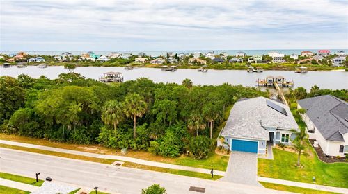 60 N Riverwalk Dr, PALM COAST, FL, 32137-1317 | Card Image