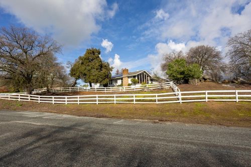 16021 Cattle Drive, Springville, CA, 93265 | Card Image