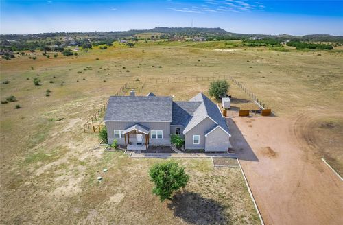 105 Mesa Grande Ct, Marble Falls, TX, 78654-2206 | Card Image