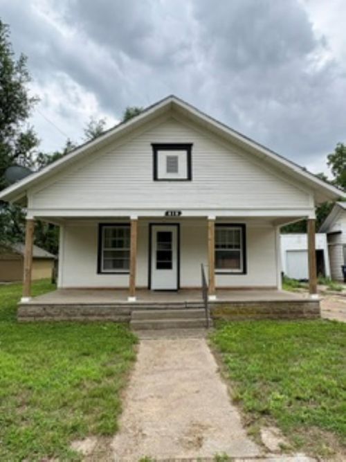 619 W Locust Ave, El Dorado, KS, 67042-2758 | Card Image