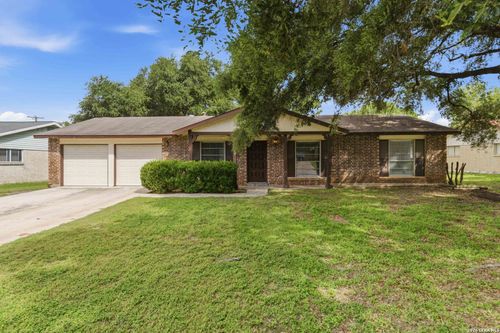 5719 Creekwood St, San Antonio, TX, 78233-4911 | Card Image