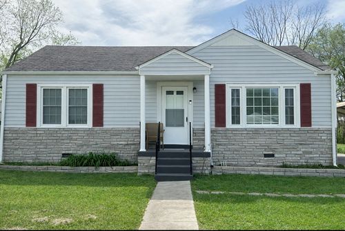 112 Anderson Dr, Tullahoma, TN, 37388-2720 | Card Image