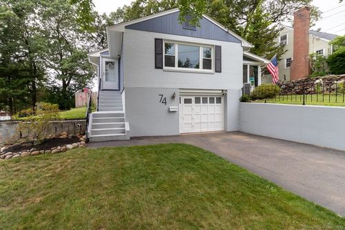 74 Thomas Dr, Manchester, CT, 06040-2634 | Card Image