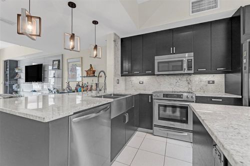 apt-605-2138 Van Buren St, Hollywood, FL, 33020-7339 | Card Image