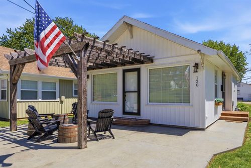 120 Mars Hill Dr, Clear Lake, IA, 50428-1335 | Card Image
