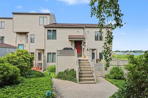 12 Seabreeze Ln, Bristol, RI, 02809-1552 | Card Image