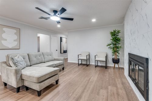 1120 Kris St, Irving, TX, 75060-5119 | Card Image