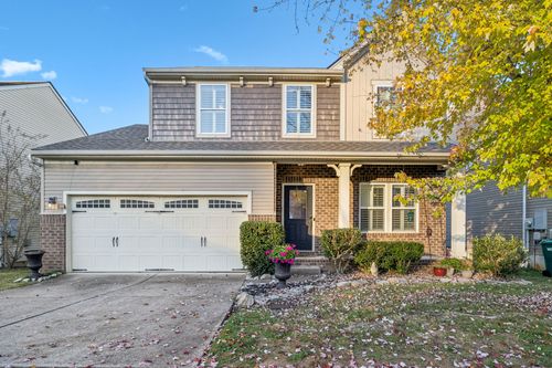 747 Gloucester Ln, Nashville, TN, 37221-6628 | Card Image