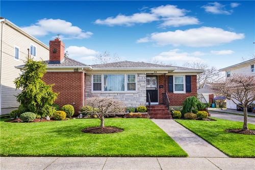 85 Malone Ave, Staten Island, NY, 10306-4109 | Card Image