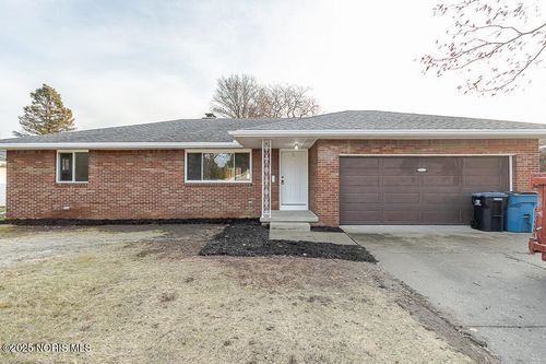 513 Holly Dr, Oregon, OH, 43616-2850 | Card Image