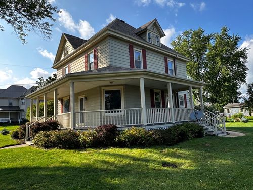 716 W Main St, WARREN, IL, 61087-9703 | Card Image