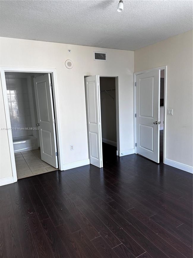 APT-1912 - 1250 S Miami Ave, Condo with 1 bedrooms, 2 bathrooms and null parking in Miami FL | Image 8