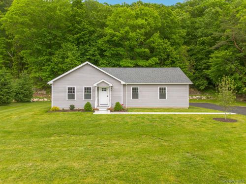 358 Route 292, Pawling, NY, 12531 | Card Image