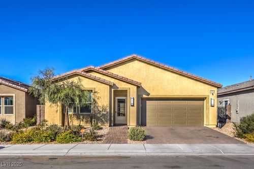 3026 English Palmer Rd, North Las Vegas, NV, 89086-1673 | Card Image
