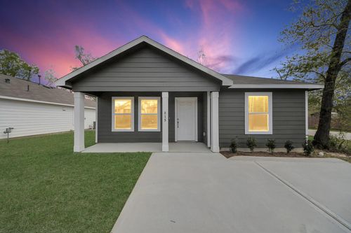 815 Jefferson Ave, Cleveland, TX, 77327-5503 | Card Image