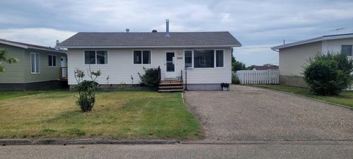 11405 107 Ave, Fairview, AB, T0H1L0 | Card Image
