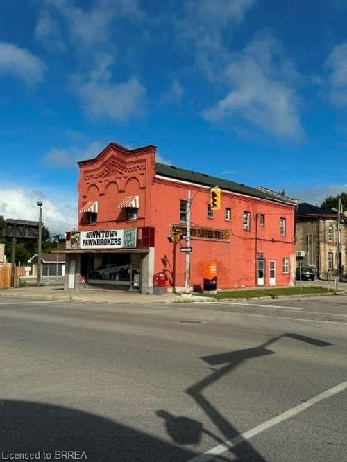 342 Colborne St, Brantford, ON, N3S3M9 | Card Image
