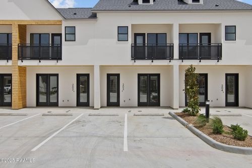 203-1510 Kaliste Saloom Rd, Lafayette, LA, 70508-5714 | Card Image