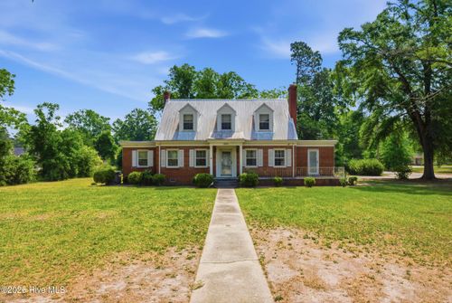 609 S Main St, Red Springs, NC, 28377-1805 | Card Image