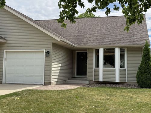 2818 1st Street, Monroe, WI, 53566 | Card Image
