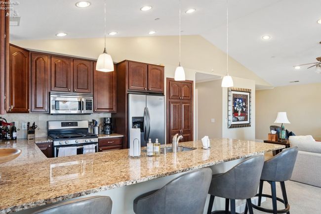 L3F - 6011 E Harbor Rd, Condo with 3 bedrooms, 2 bathrooms and 1 parking in Marblehead OH | Image 16