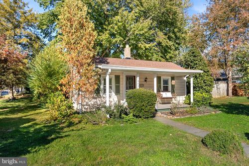 602 Blue Ridge Ave Ne, LEESBURG, VA, 20176-2406 | Card Image