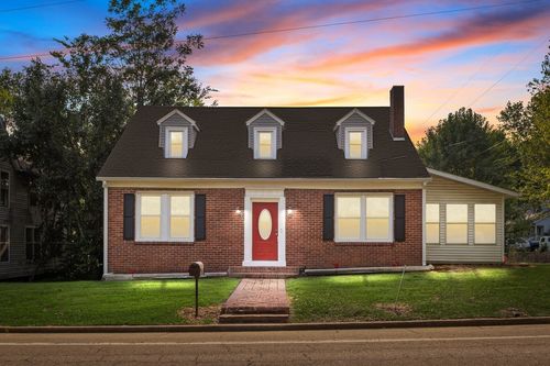 119 N Forrest Ave, Camden, TN, 38320-2037 | Card Image