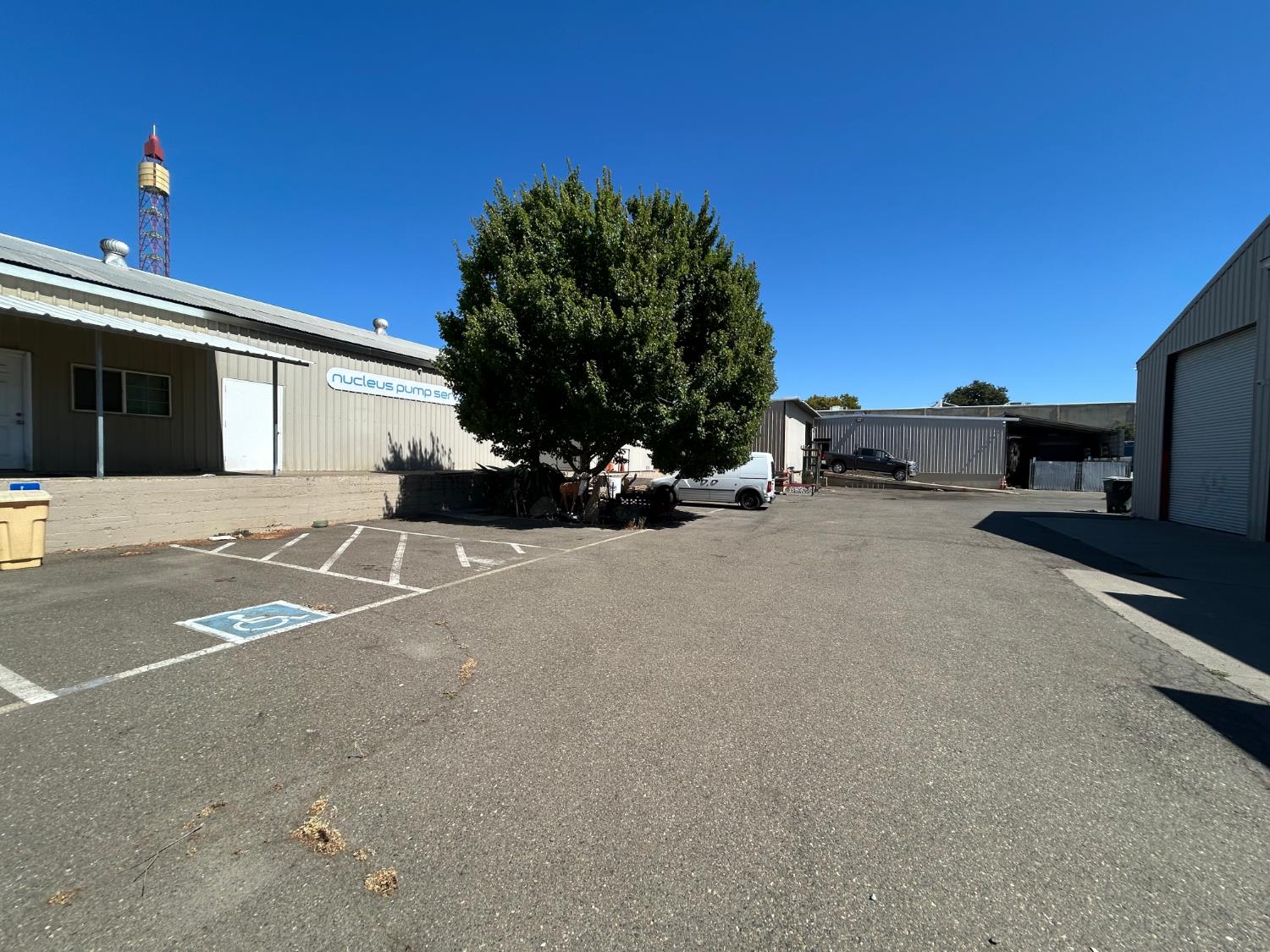 Commercial Lease in Sacramento 3