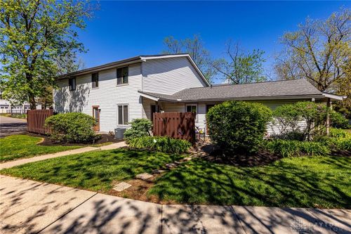 1010 E Crescentville Rd, Cincinnati, OH, 45246 | Card Image