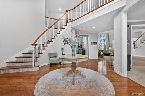 4806 Goodison Place Dr, Rochester, MI, 48306-1674 | Card Image