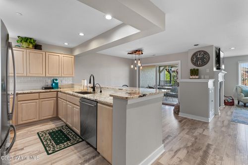 106-4724 S Arrow Point Dr, Harrison, ID, 83833-8610 | Card Image