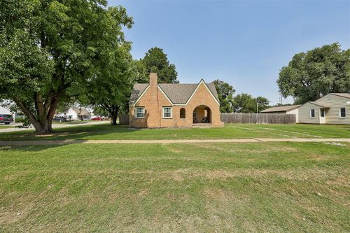 310 Nw Belle St, Minco, OK, 73059-2100 | Card Image