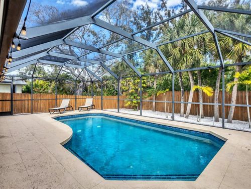 735 Birdsong Ln, SARASOTA, FL, 34242-1417 | Card Image