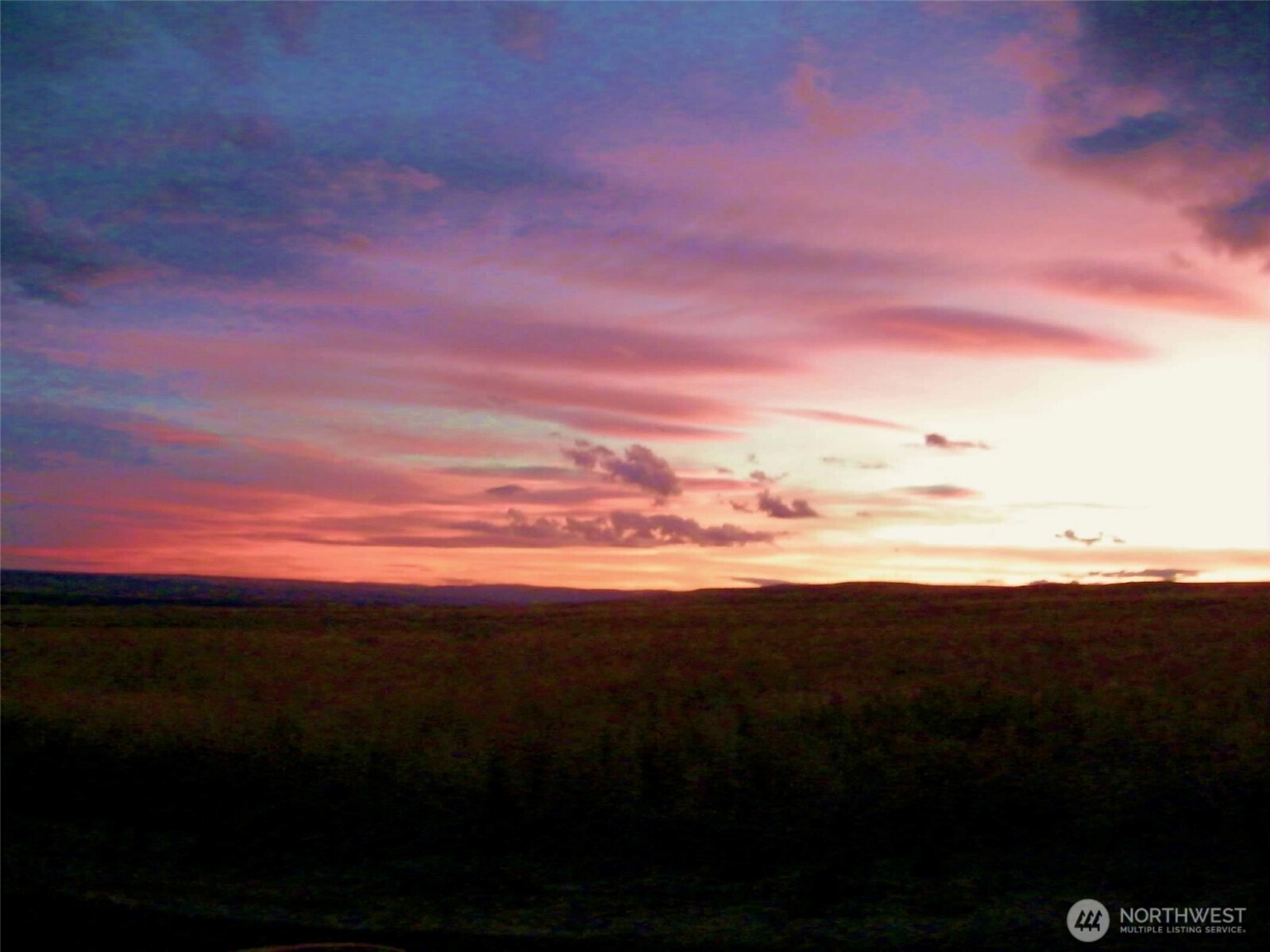 Land in Coulee City