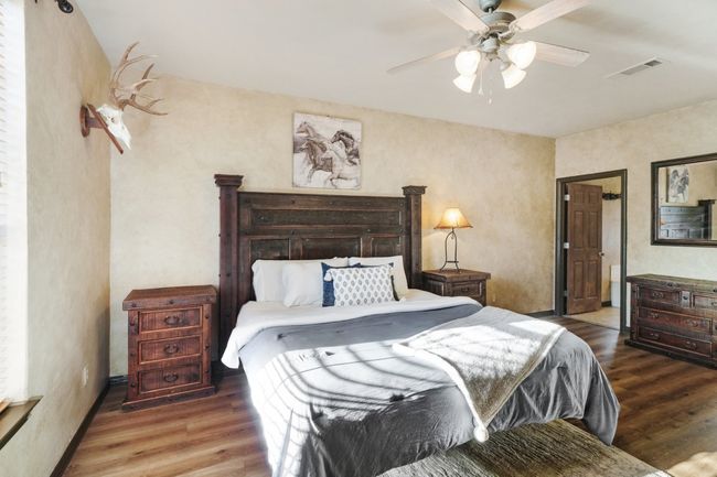 Master bedroom | Image 6