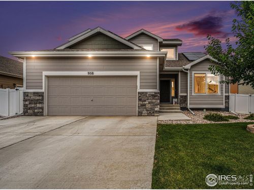 958 Greenbrook Dr, Windsor, CO, 80550 | Card Image