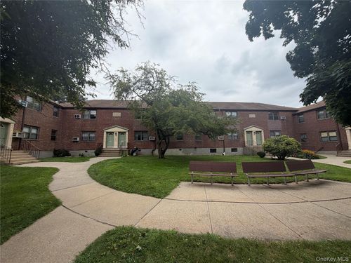 c8-57-48 246th Crescent, New York, NY, 11362 | Card Image