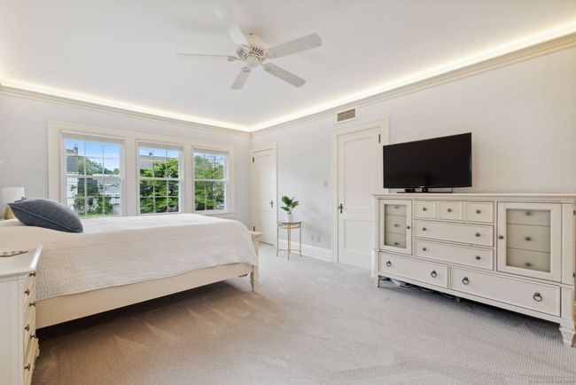 137 Ballard Dr, House other with 5 bedrooms, 3 bathrooms and null parking in West Hartford CT | Image 20