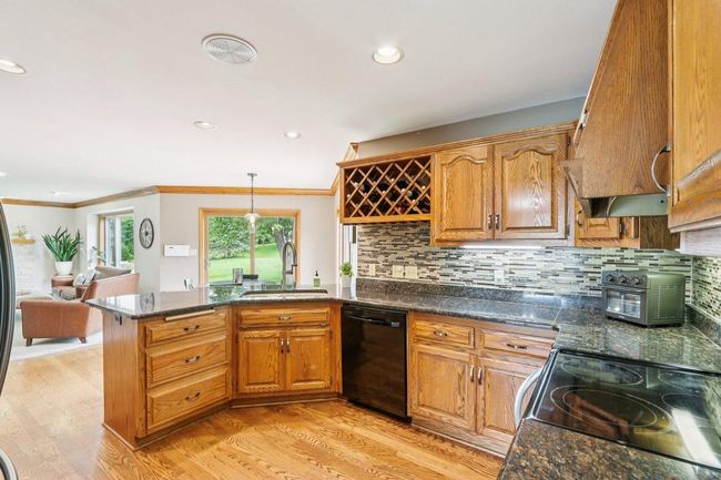 W151N10146 Windsong Circle, House other with 3 bedrooms, 2 bathrooms and null parking in GERMANTOWN WI | Image 19